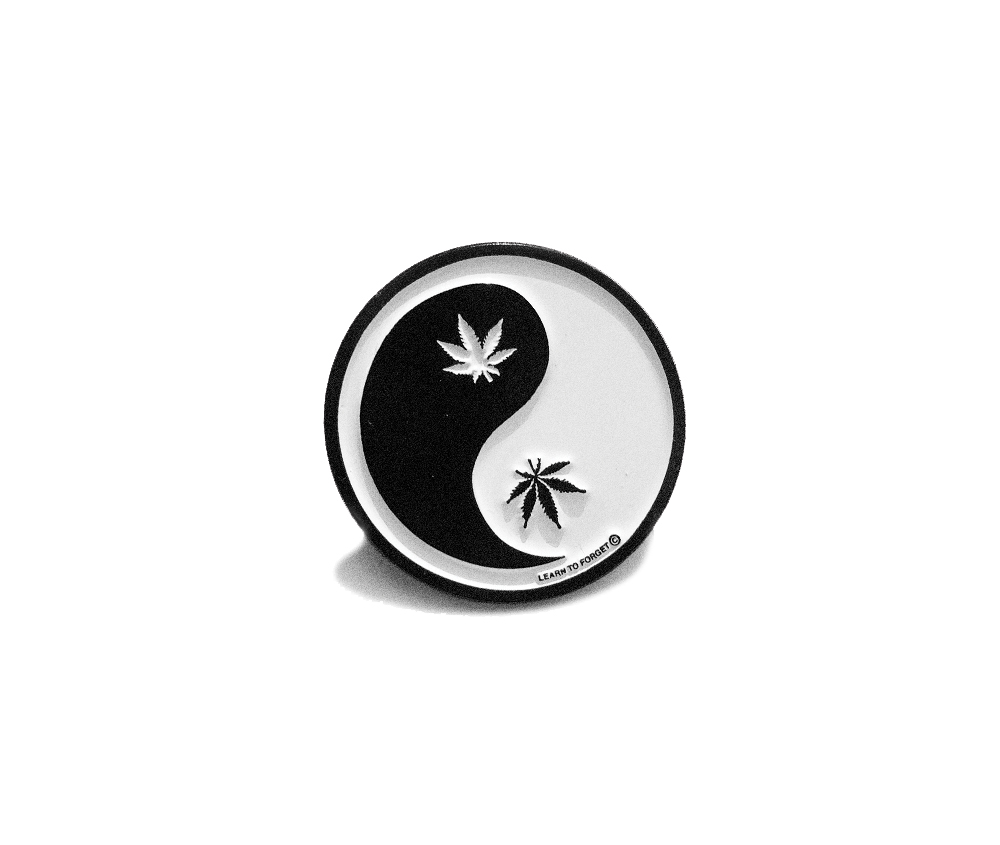 Yin Yang Smokers Pin.jpg