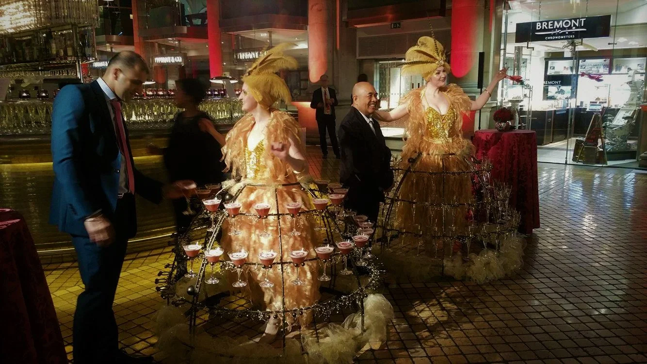 Gold champagne skirt interactive.jpg