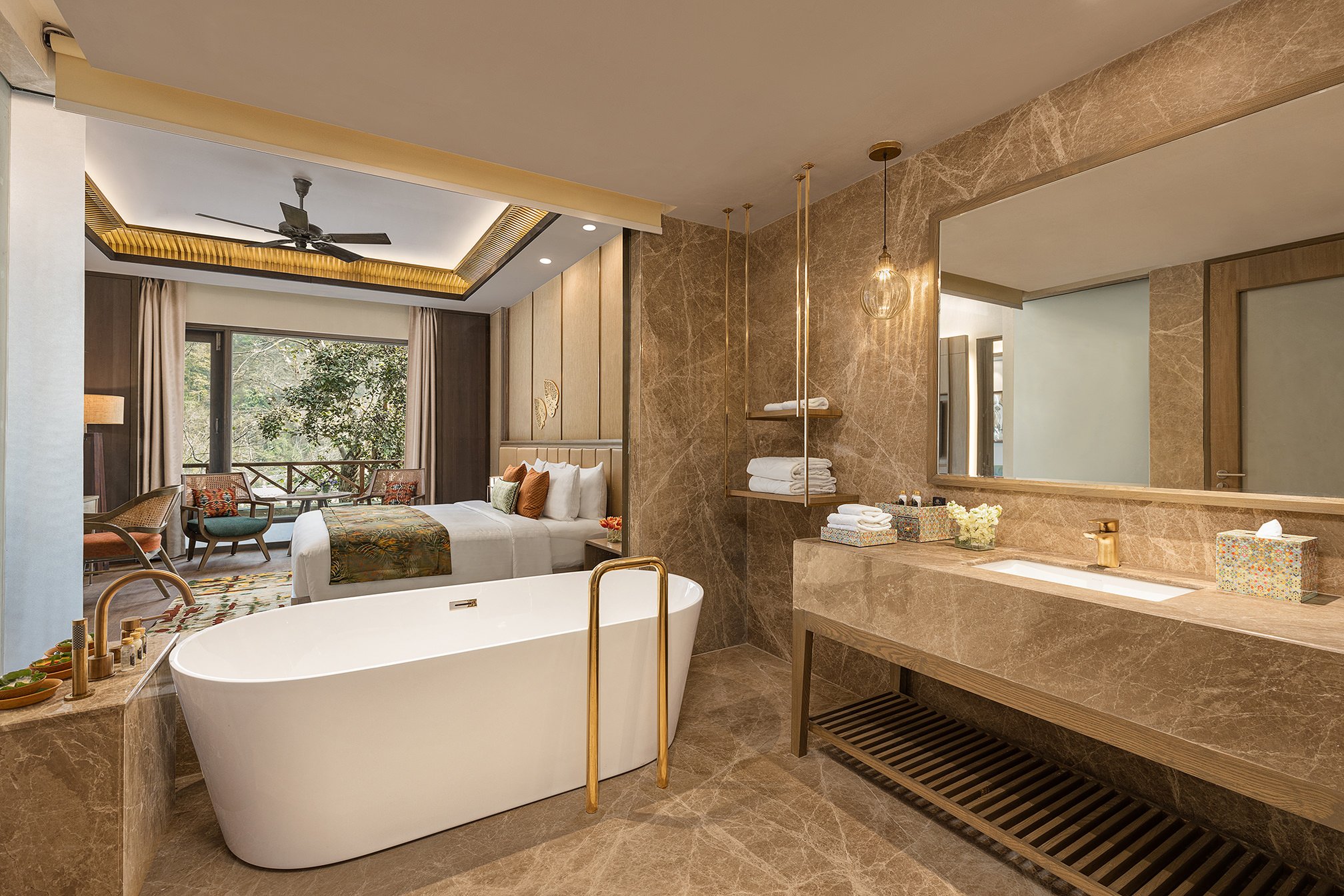 Taj Corbett Resort & Spa - Luxury Suite Washroom