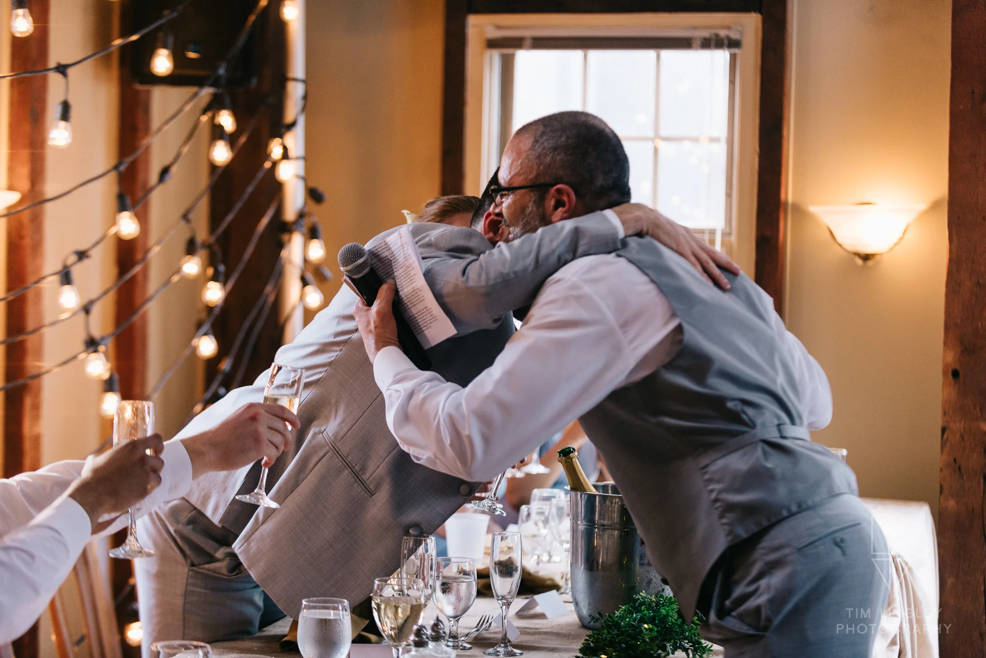 timlingley.LaurenAlexWeddingBlogPOst-75.jpg