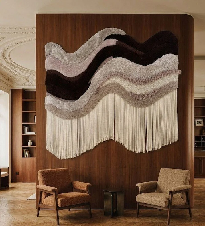 This is what happens when a wall stops being a wall.
Not explained. Experienced.

#textileart #sensoryart #wallart #contemporaryart #luxuryinteriors #interiordesign #artcollector #hospitalitydesign #textileartist #artforspaces