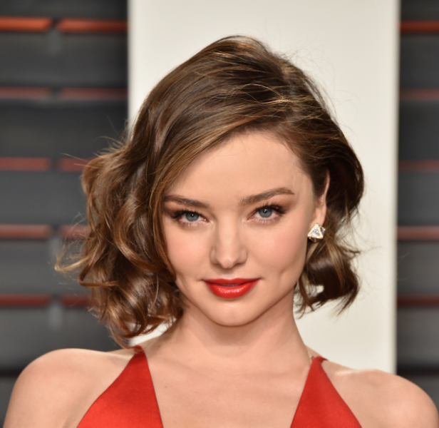 Best Makeup Tips For Round Faces