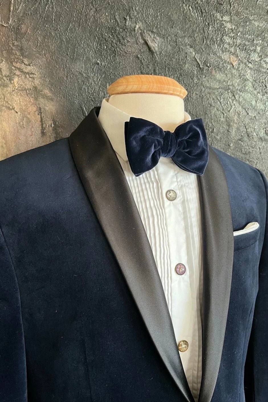 Navy blue velvet, classic butterfly, bow tie. pre-tied. | hand-made  neckwear | Lindman New York: Custom Neckwear