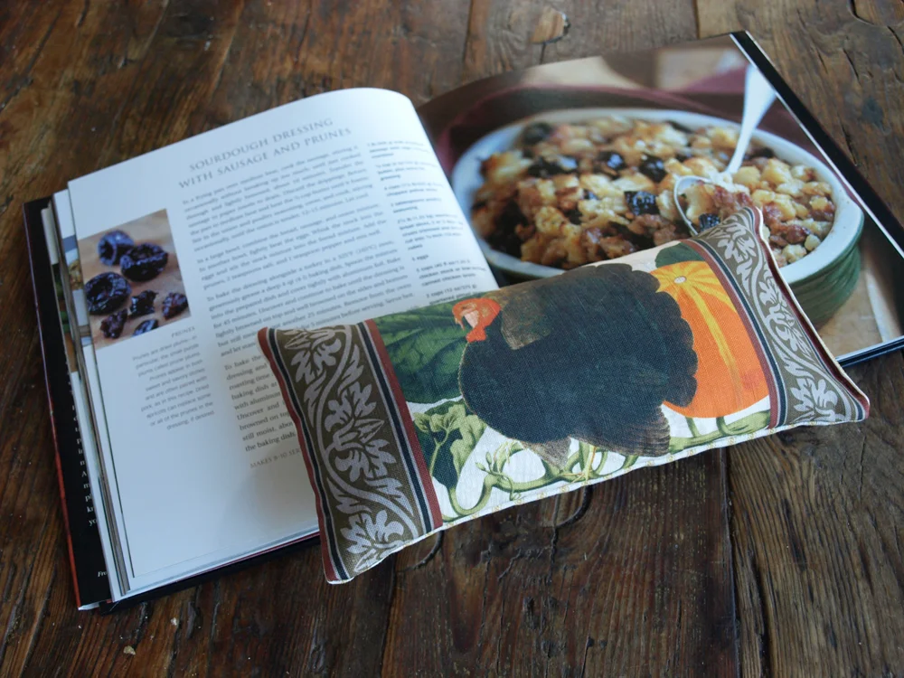 turkeycookbook.jpg