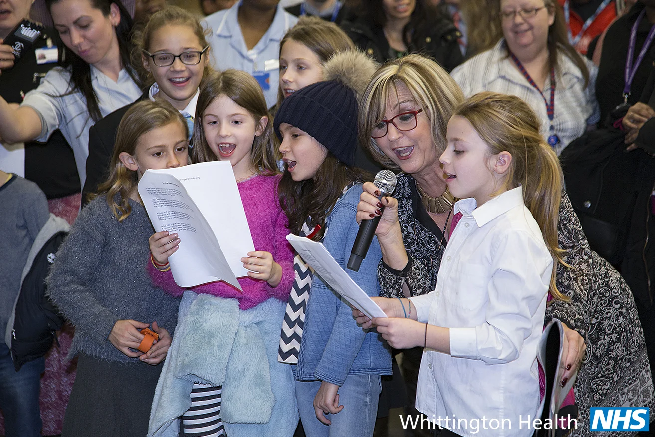 Lesley Garrett turning on the Christmas lights at the Whittington Hospital
