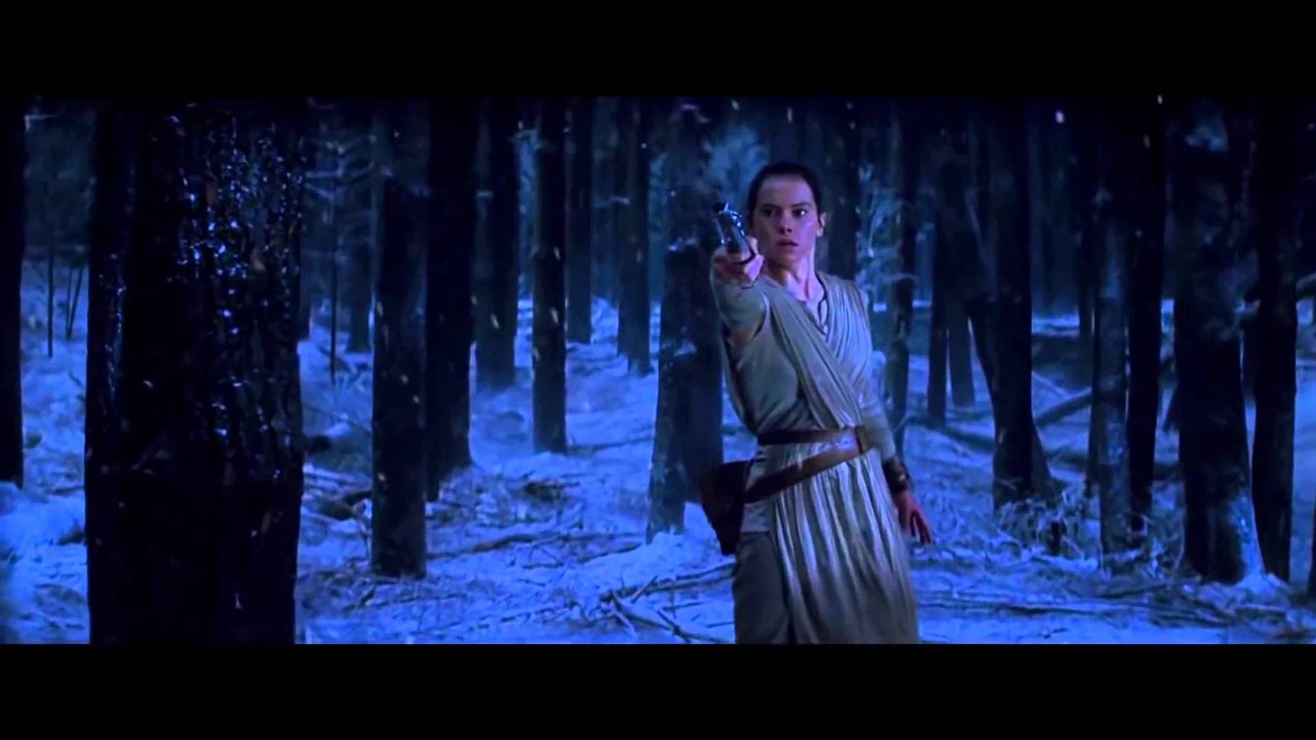 Rey catches the lightsaber