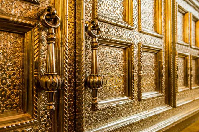 Golden Sky Chamber - Financial District | NYC