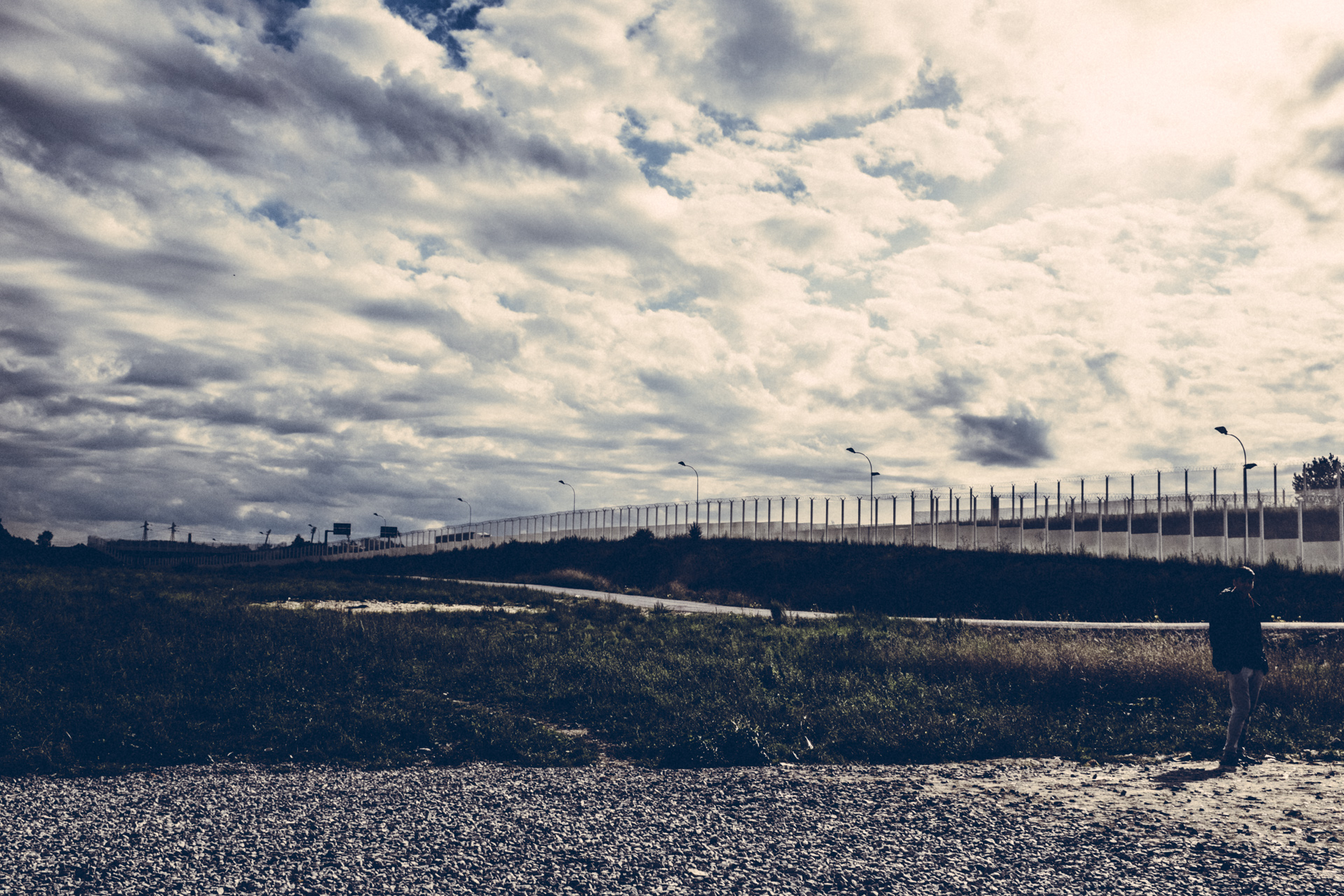  Entry to the Jungle. Calais. France. 2016 