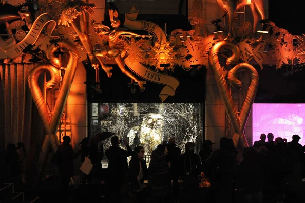 Kinetic Sculpture - Barneys NY 2014 Holiday Window by Chris Cole 002