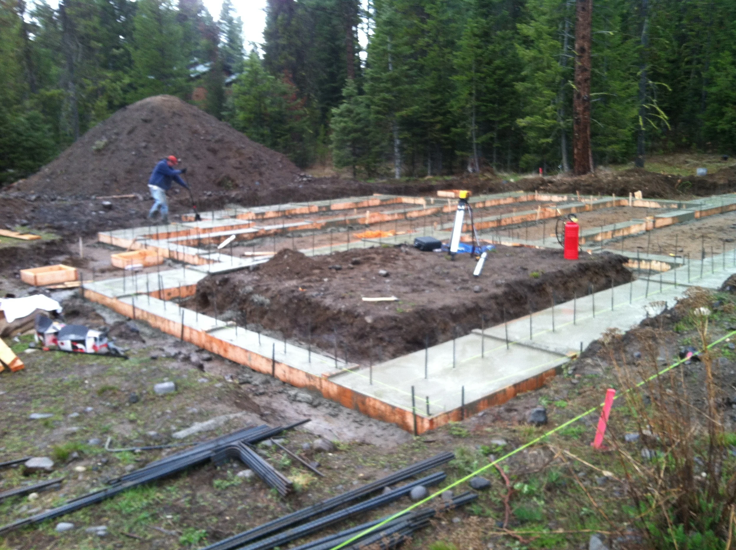 Footings are placed and prepared for the ICF walls. Notice the extra wide engineered spread footings. All our homes are structurally engineered.