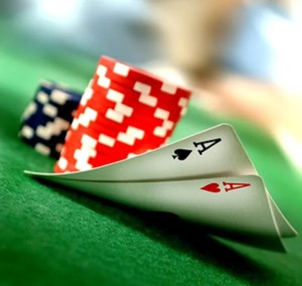 Hold'em.jpg