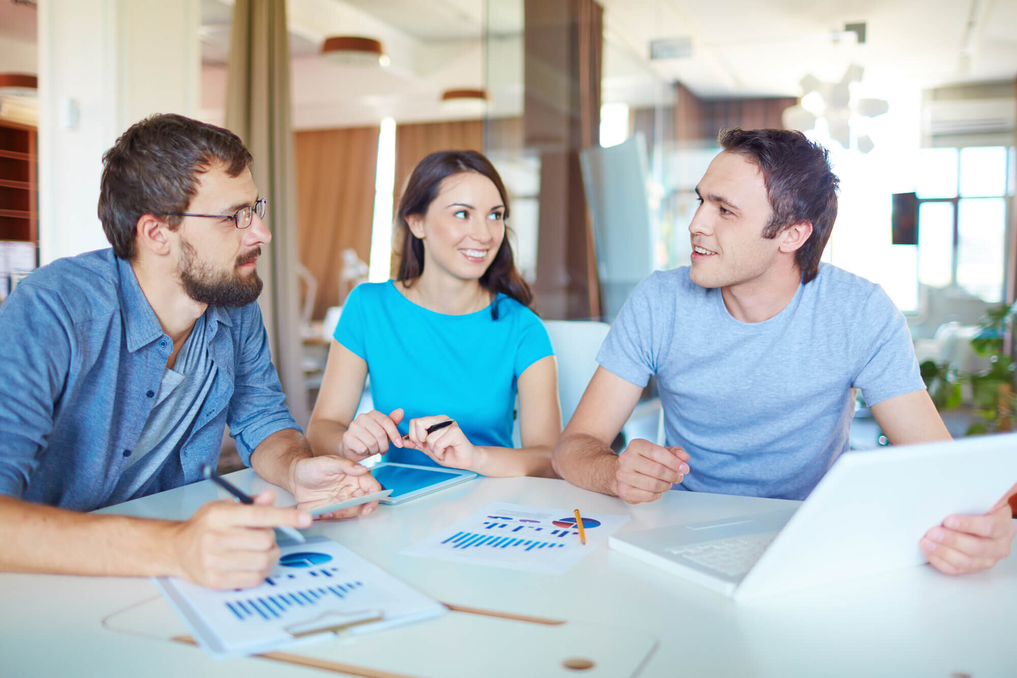 sales-employer-meeting.jpg