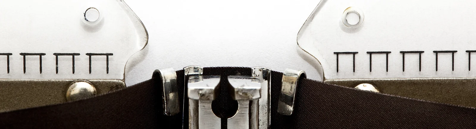 typewriter1.jpg