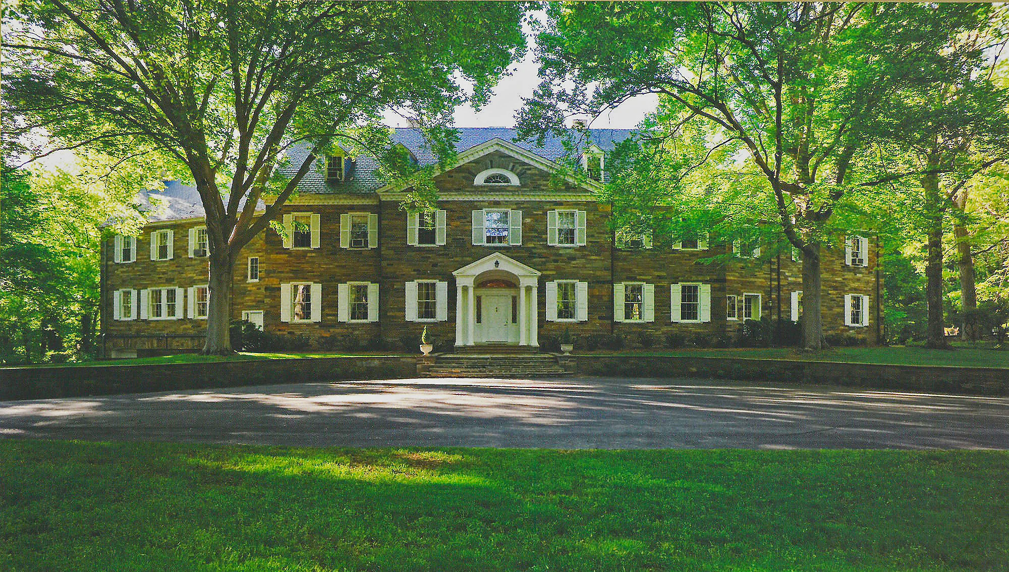 Residencia1-edit.JPG