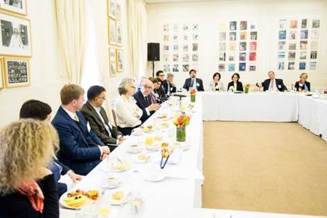 Ricardo Luna: "Governmental response to prevent further deterioration of public trust is crucial because emerging economies need strong democratic values."
