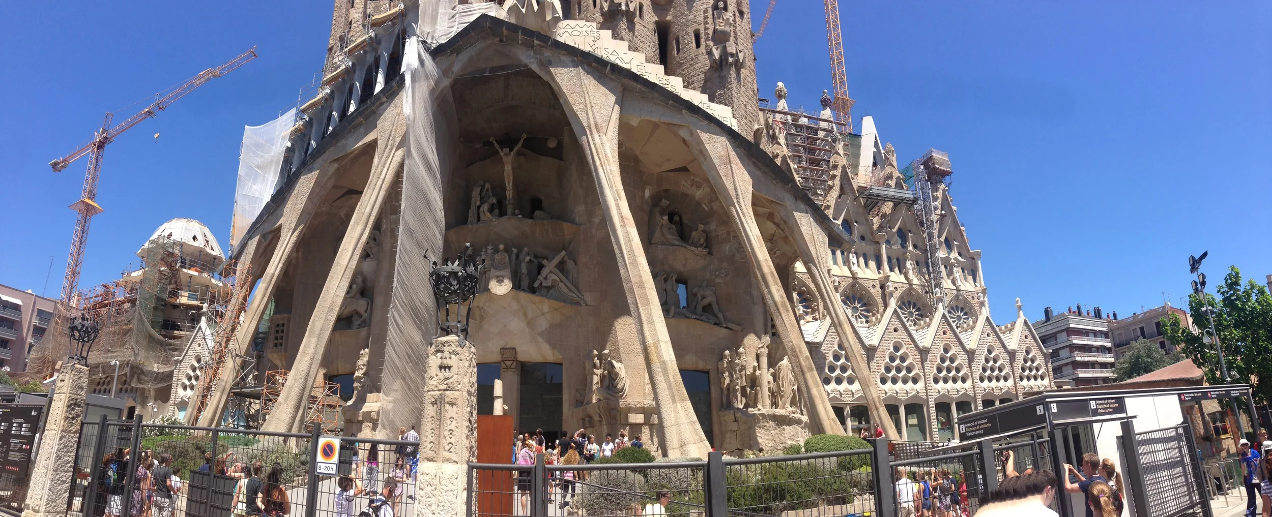 Sagrada Familia - Passion Facade