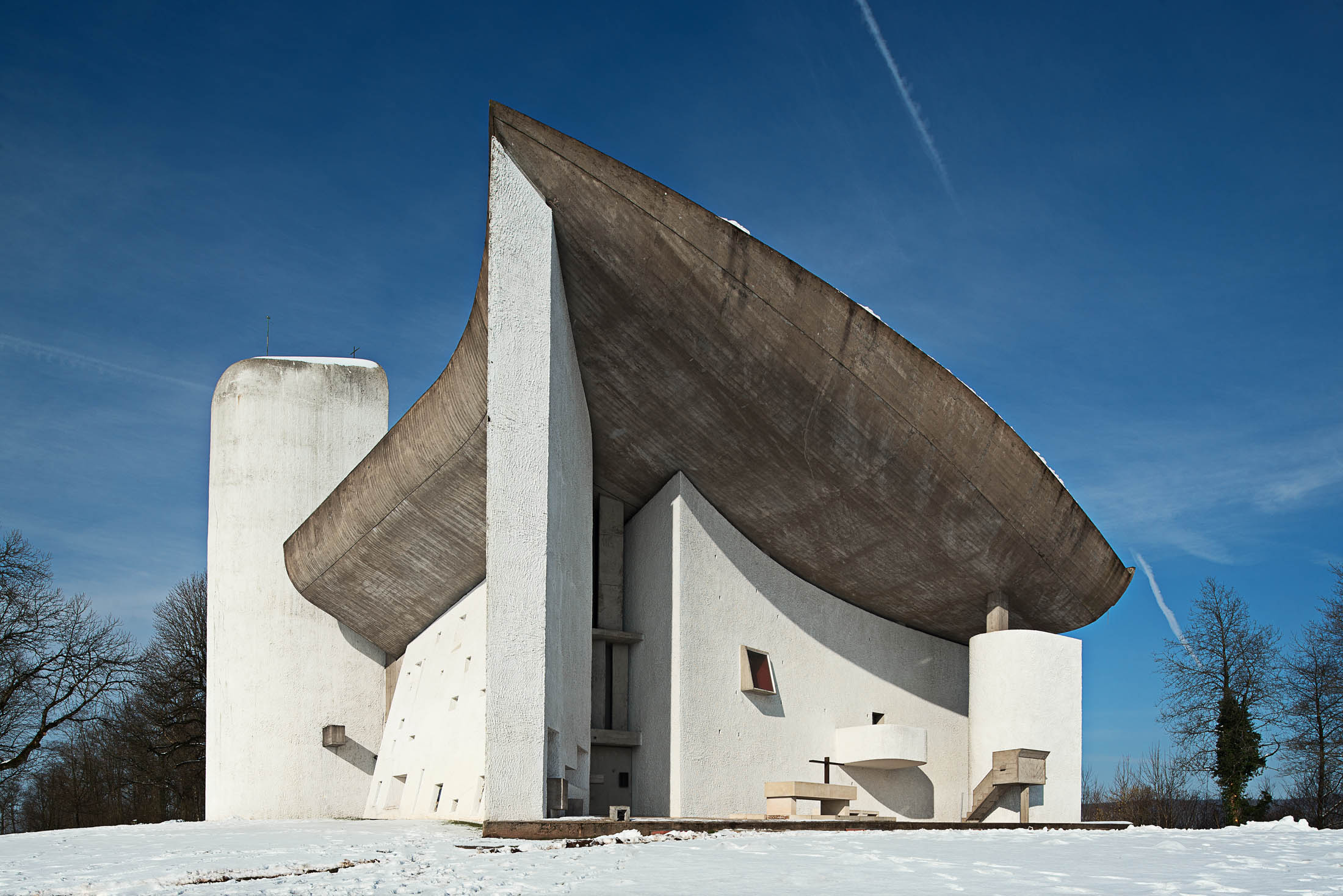 Chapel viewed from the South | Chapelle vue côté sud.