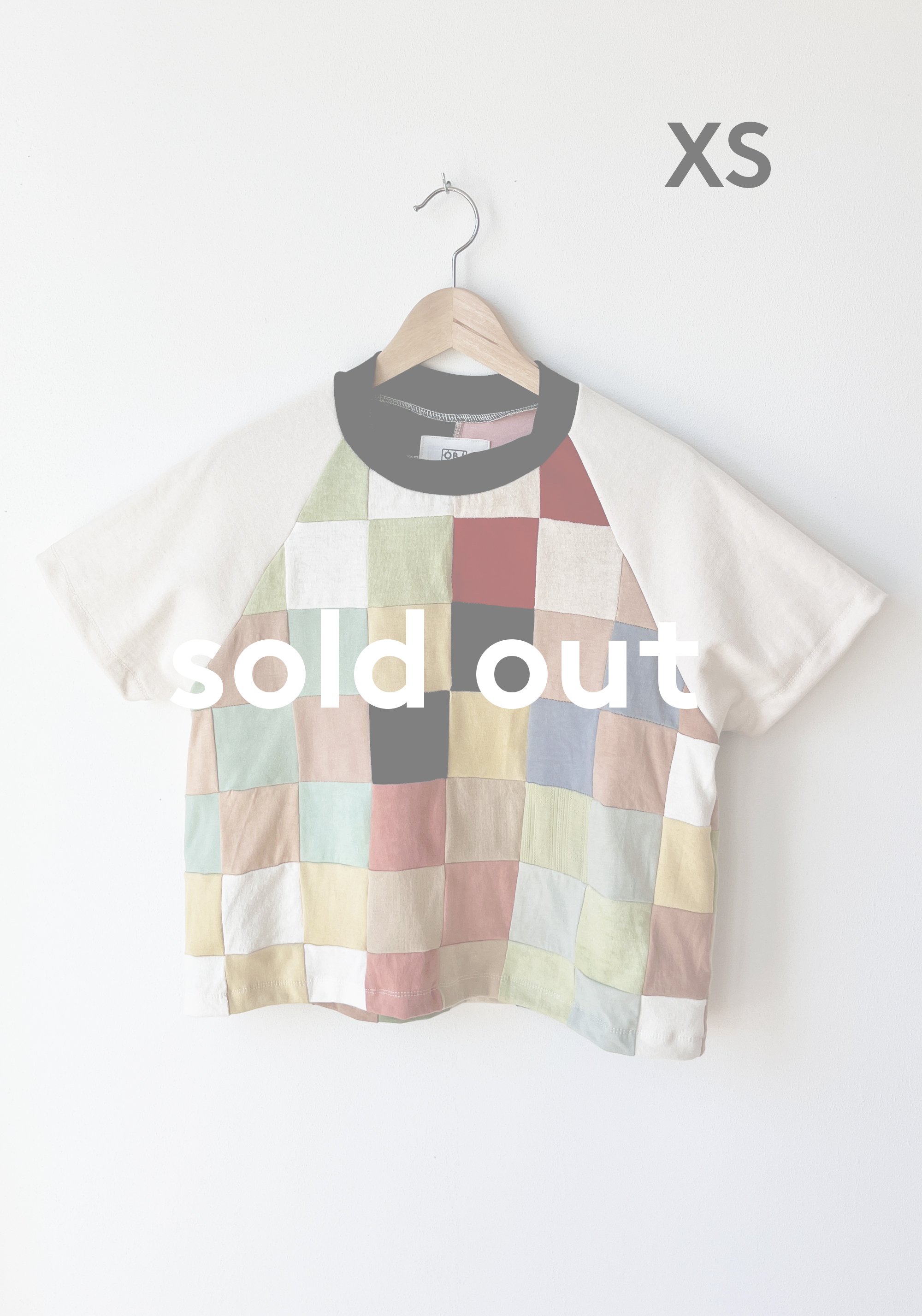 tiny_checker_soldout.jpg