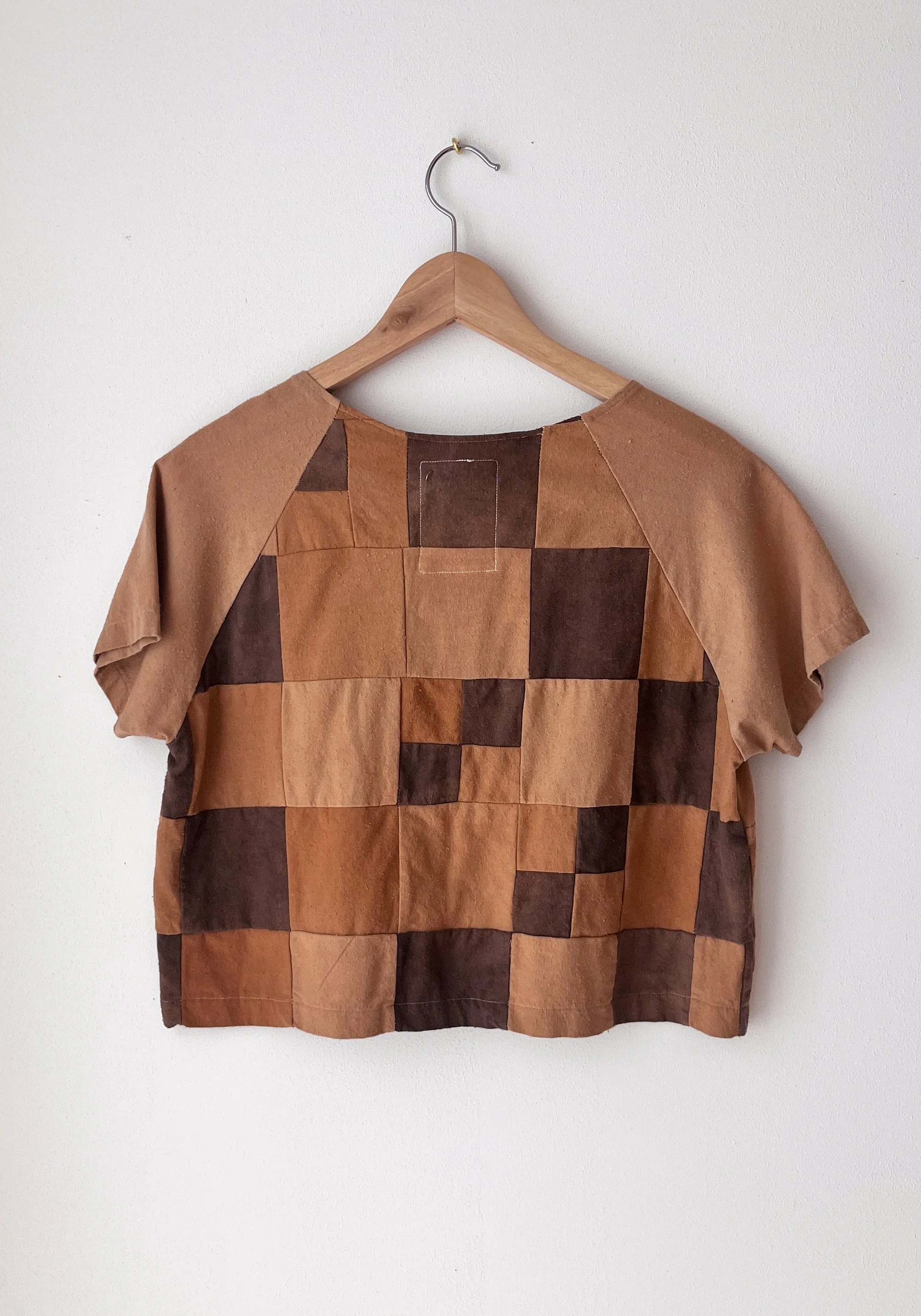 brown_tee_04.jpg