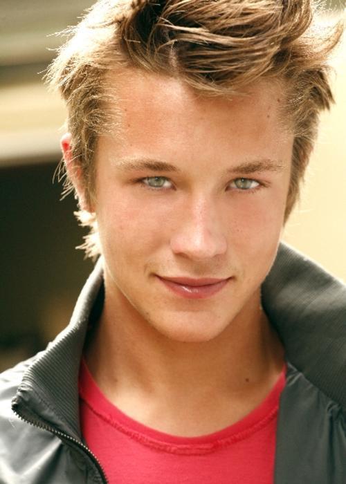 nick-roux-actor-4.jpg
