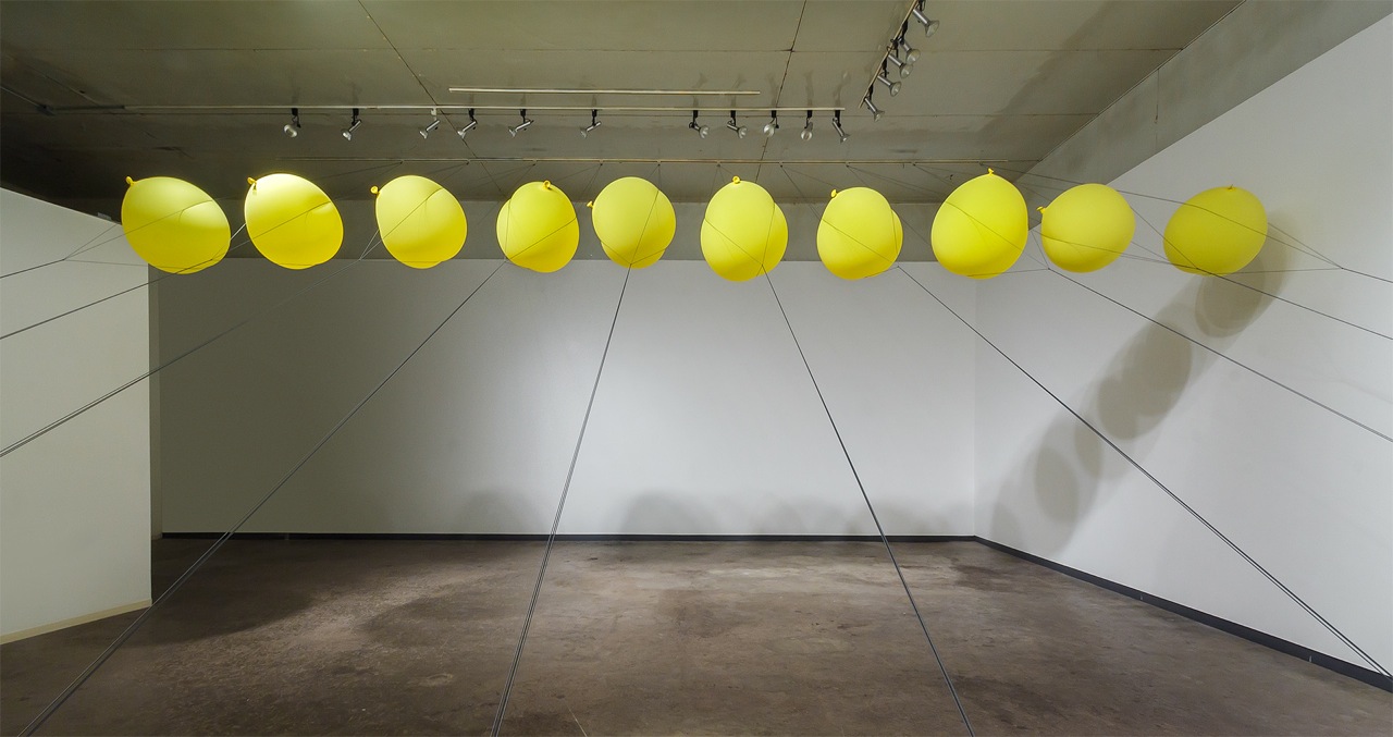 Slow Release 2014 balloons, parachute cord, hardware dimensions variable