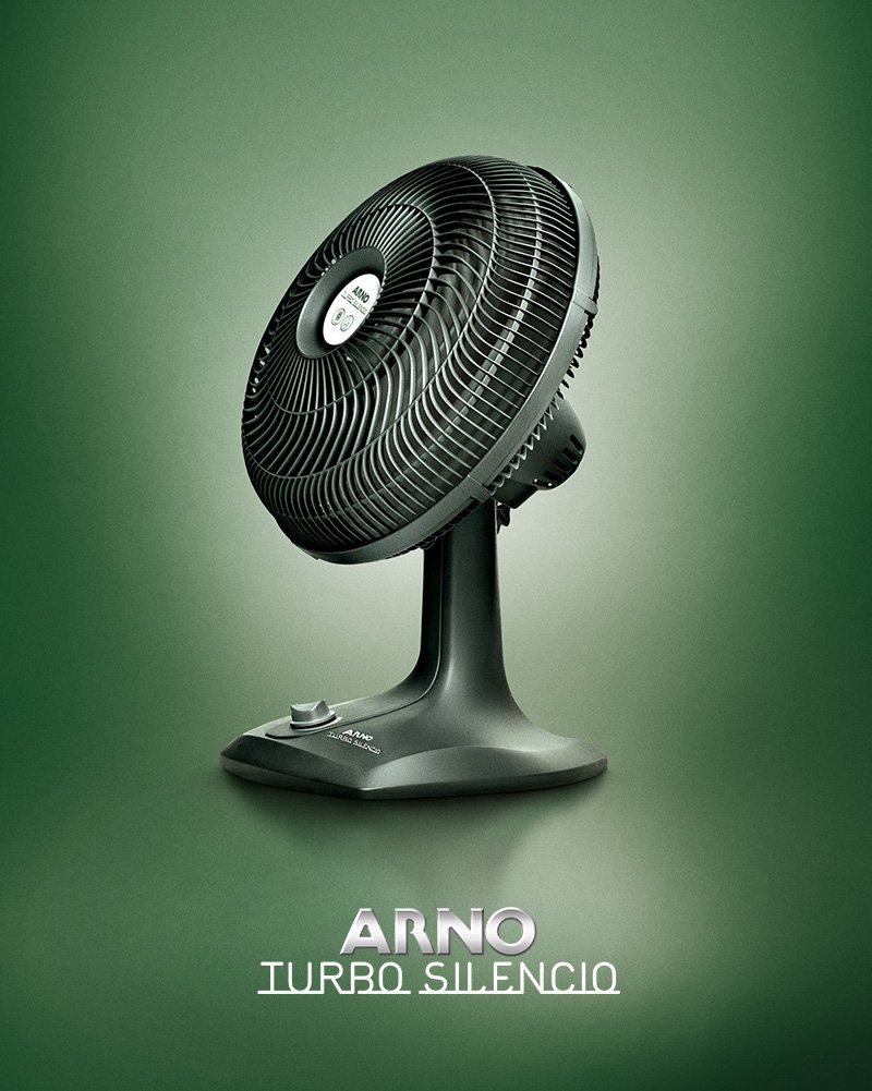 Arno Turbo Silencio desk fan on green background