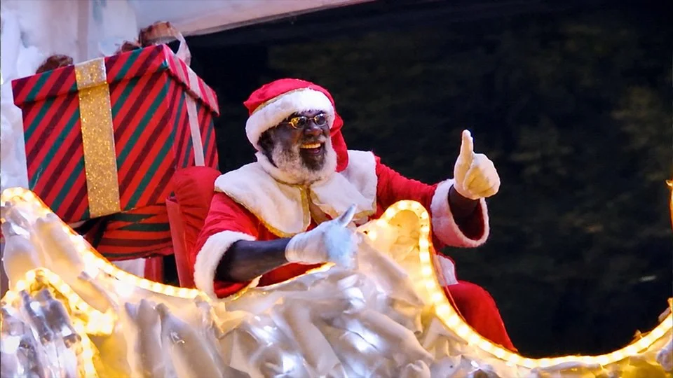 BlackSanta-Frames-7.jpg