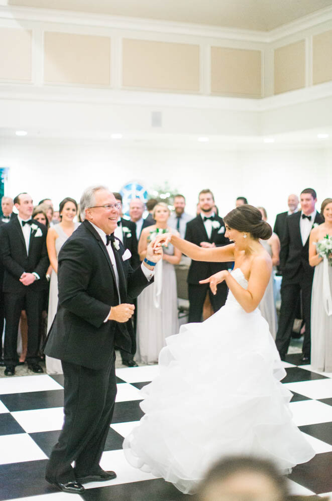 RaleighWeddingPhotographer_BestPhotographersChapelHill_MackenzieKernPhotography-279.jpg