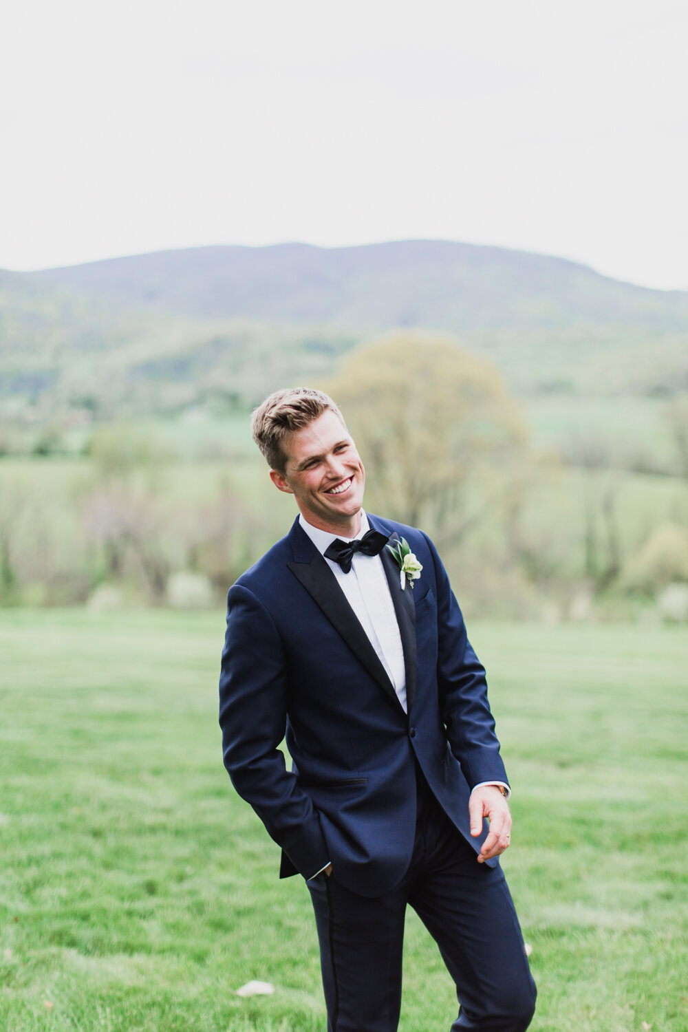 TaylorHolderCodyHolder_RaleighWeddingPhotographer_BestPhotographersChapelHill_MackenzieKernPhotography283.jpg