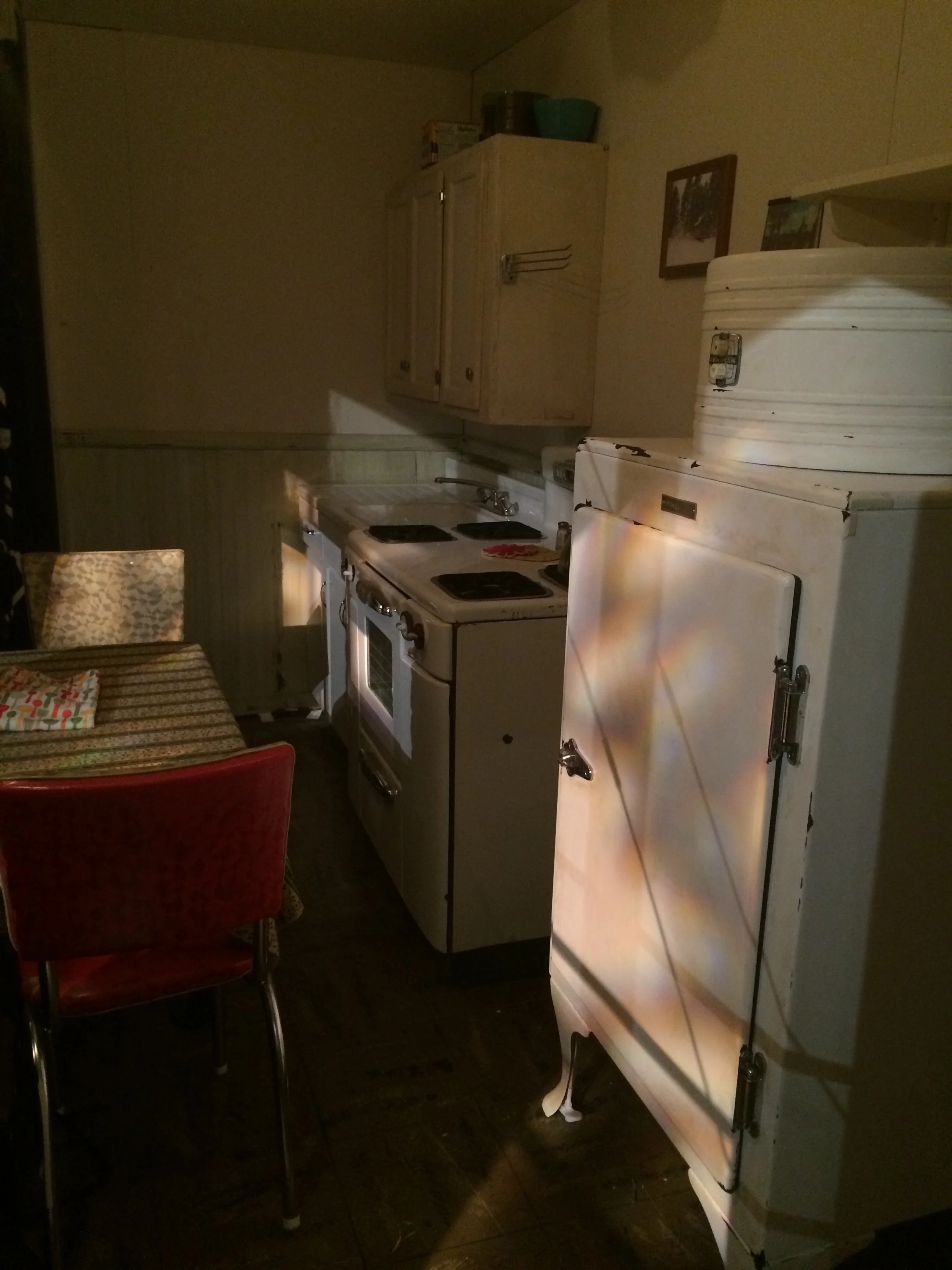  Kitchen interior aging. 