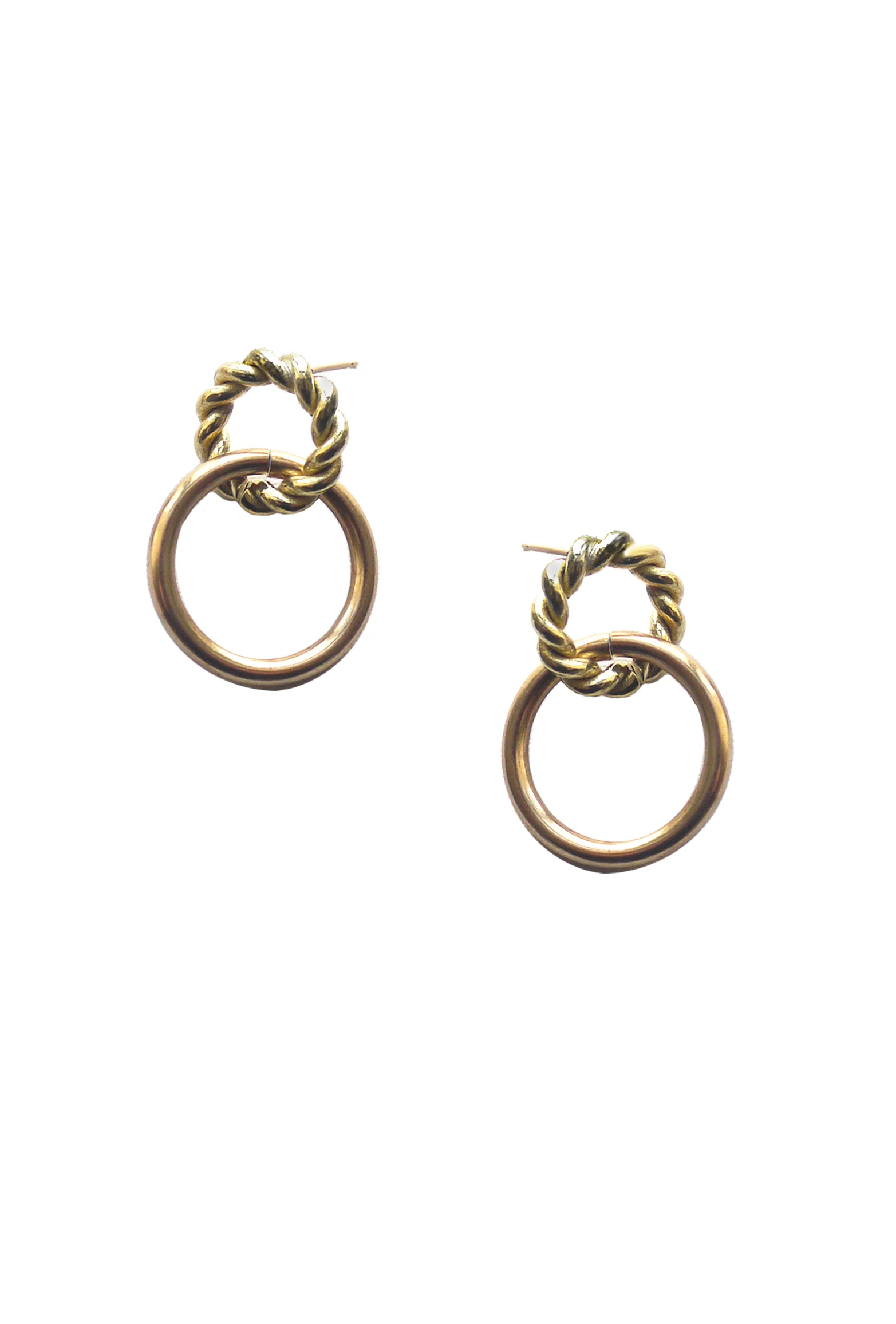 twisted link earrings.jpg