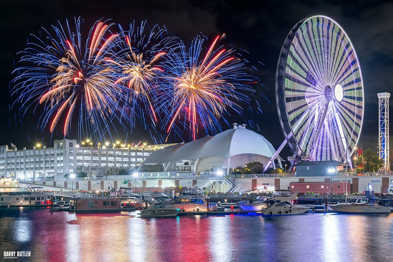 FIREWORKS-NAVYPIER-MARINA_Z912081 copy.jpg