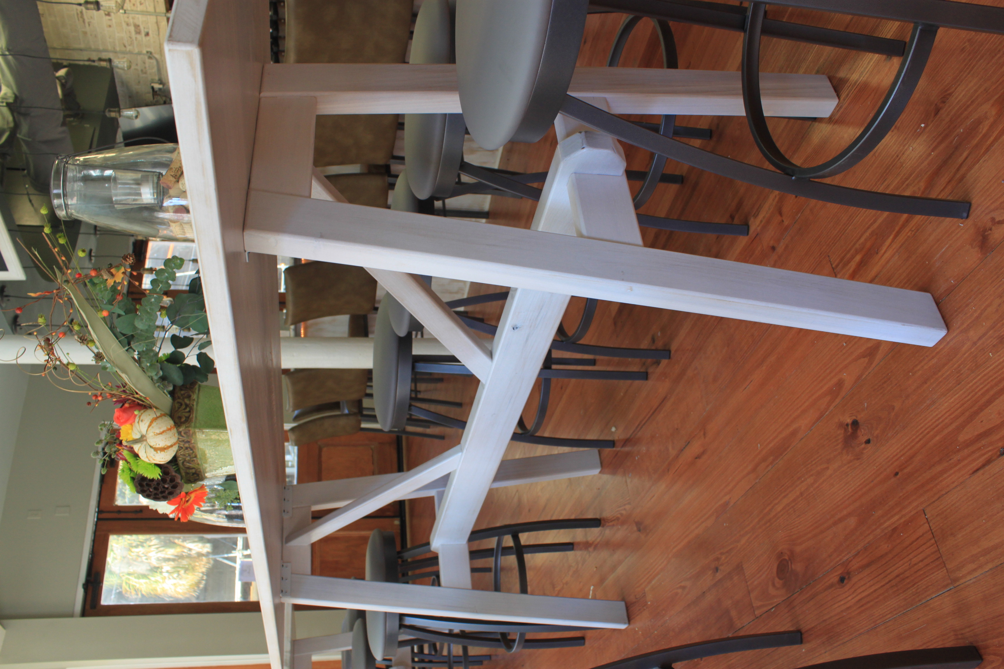 Carmella's Comunity Table 