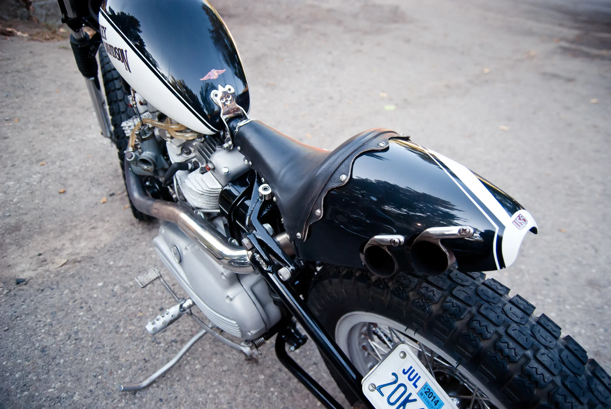 MIKE DYAS // SACRAMENTO, CA