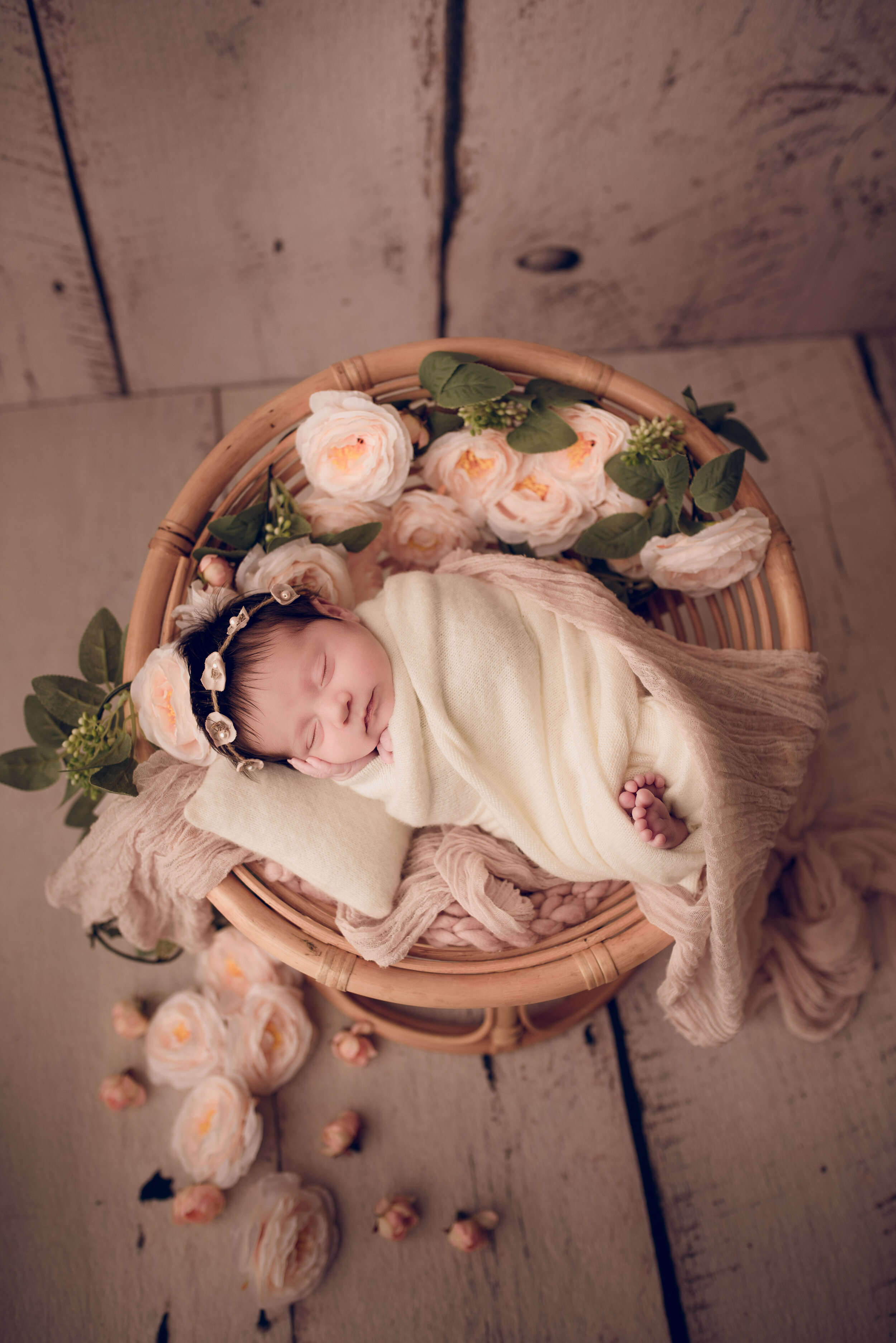 Newborn_Aimel_21Days-15.jpg