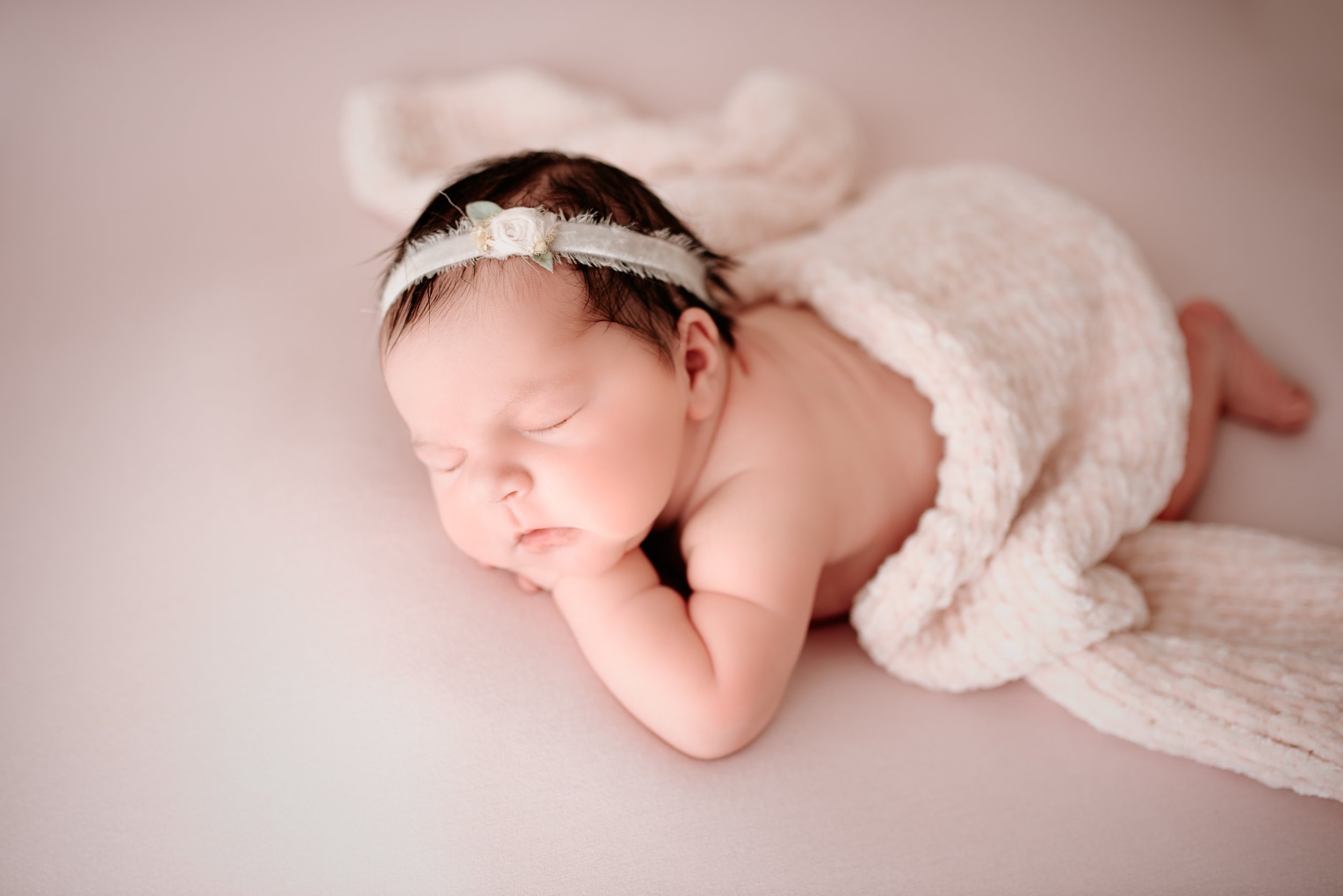 Newborn_Josephine_6Days-11.jpg