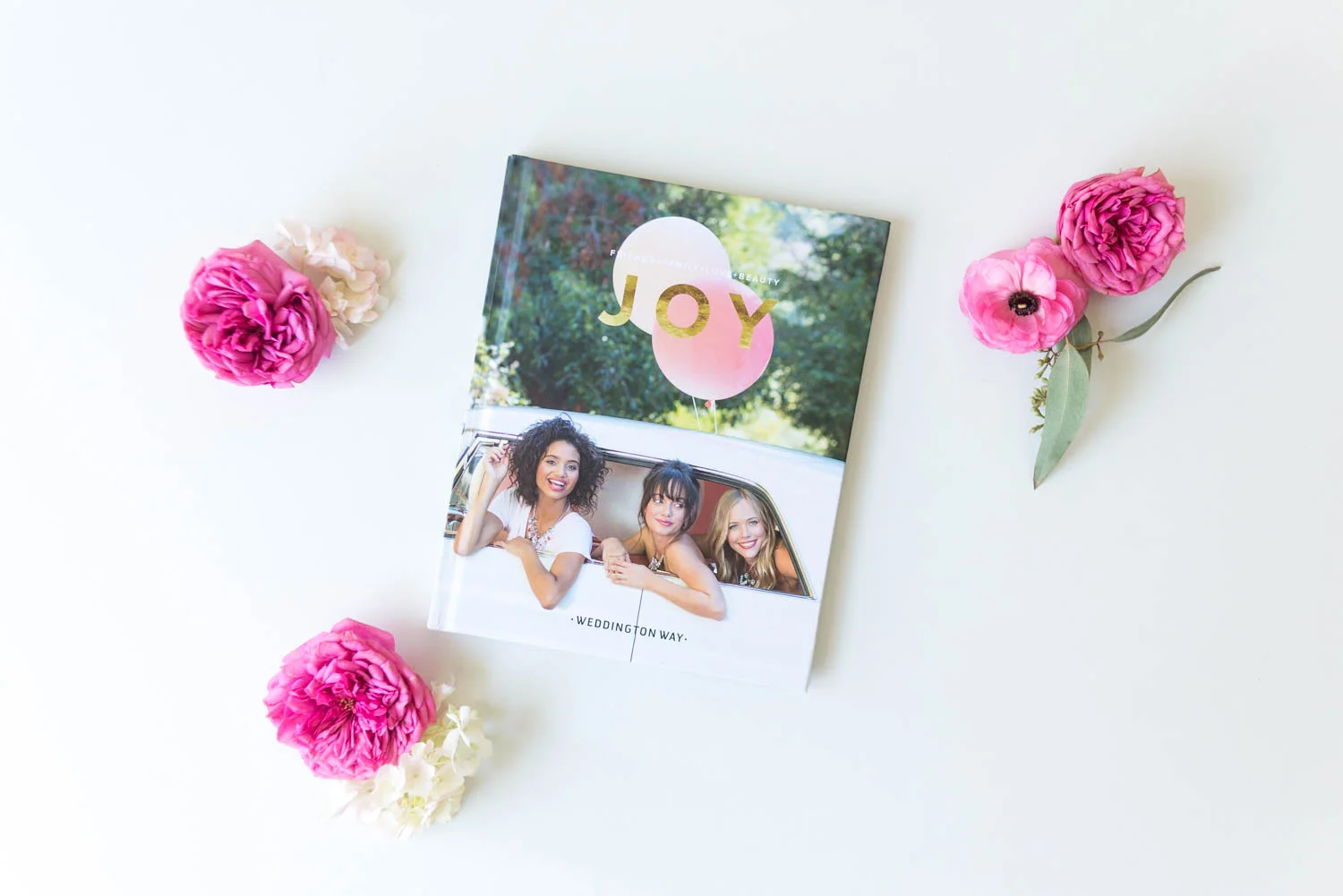 weddingtonway-hannahpobar-brandbook-1.jpg