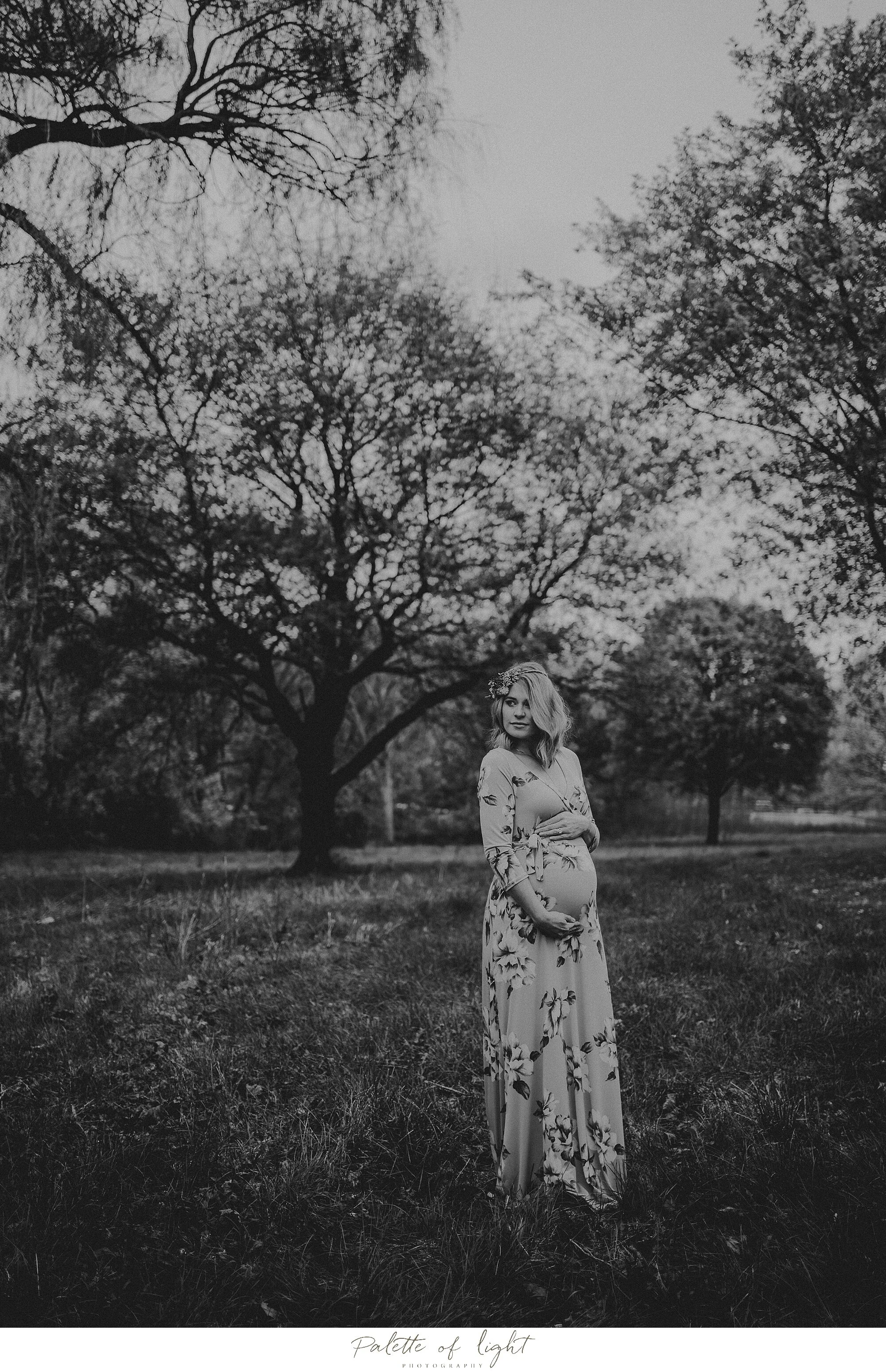 Fall Rustic Maternity Session 