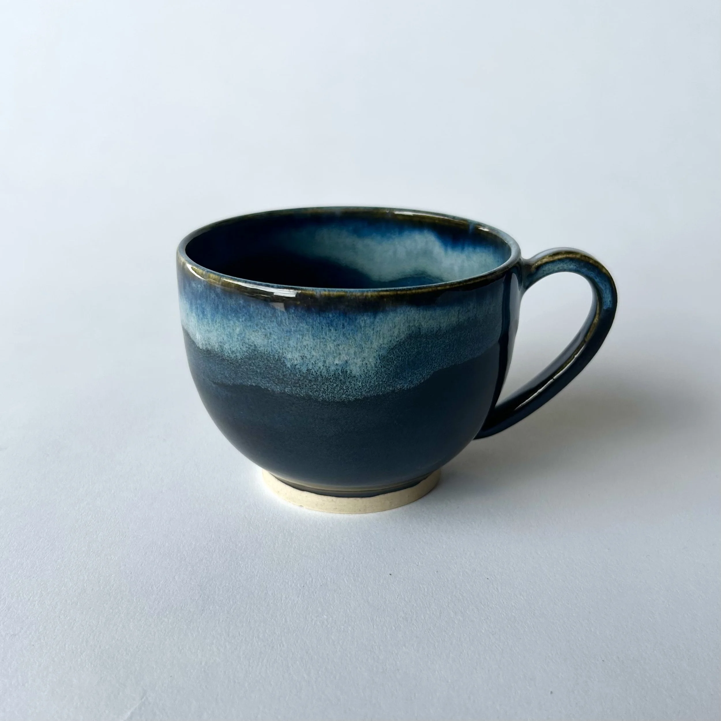 Medium Classic Mug