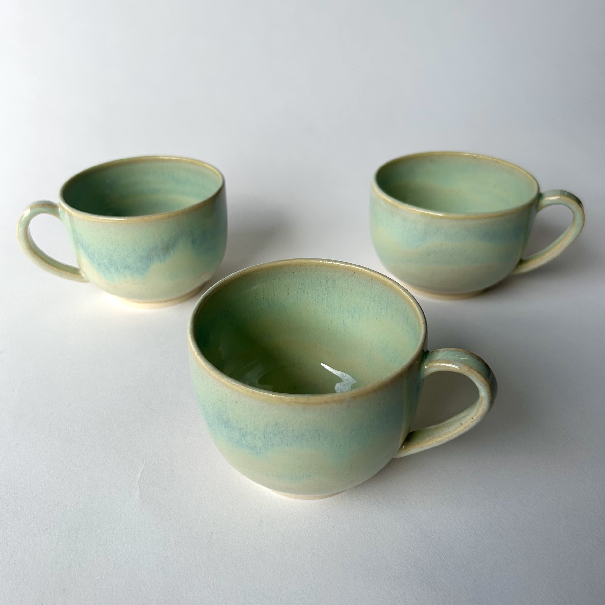 Medium Classic Mug