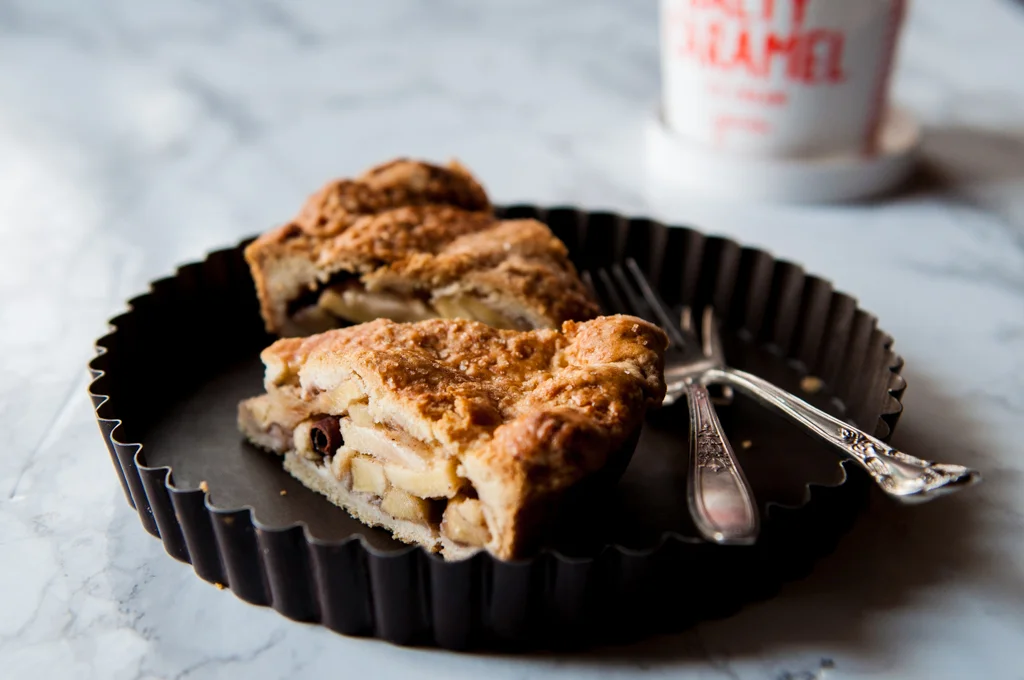 basic-apple-pie.jpg