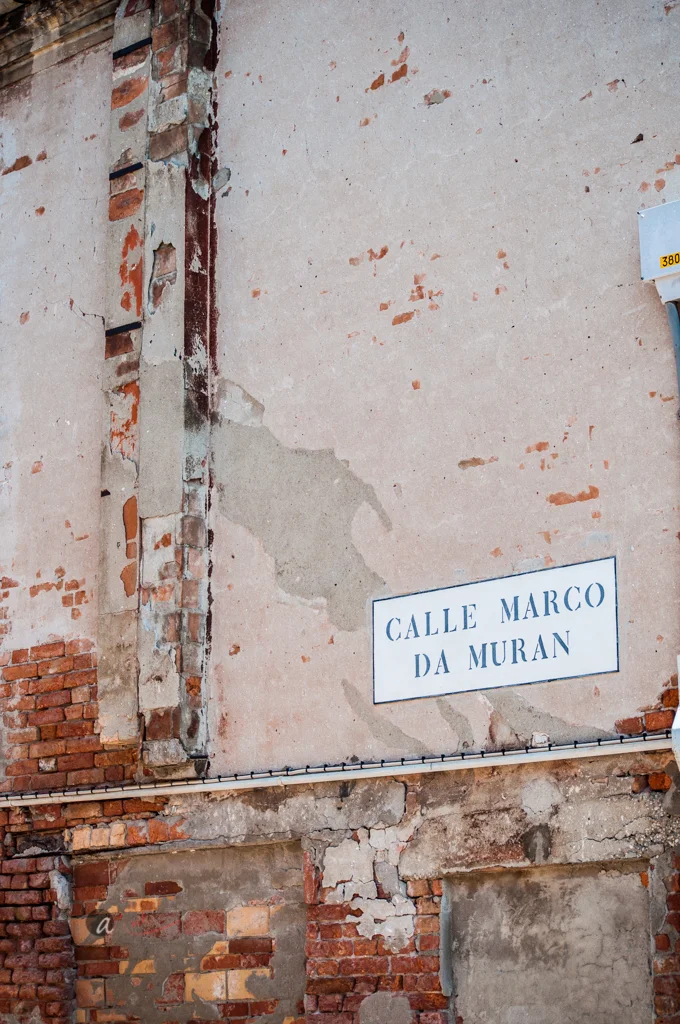 A-street-in-Murano.jpg