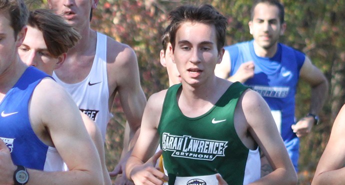 Pat Newsom '17 pushes to the front of the pack during a race. Photo by Paul Blascovich