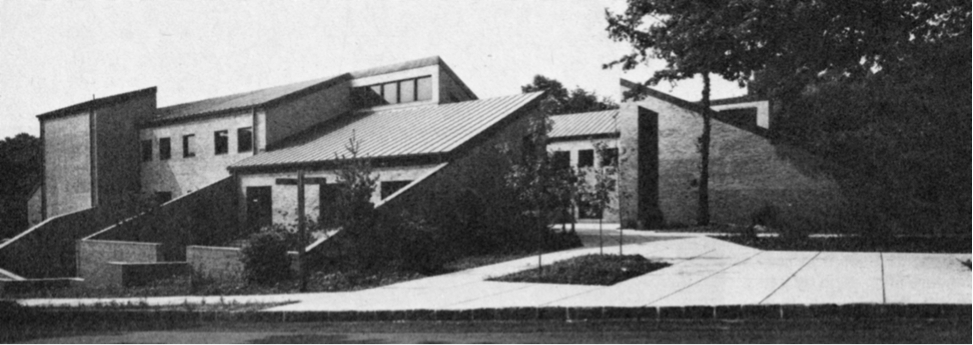 The new Library is finished at Sarah Lawrence College. The building would later be dedicated to Esther Raushenbush in 1979. Photo Courtesy of Sarah Lawrence College Archives