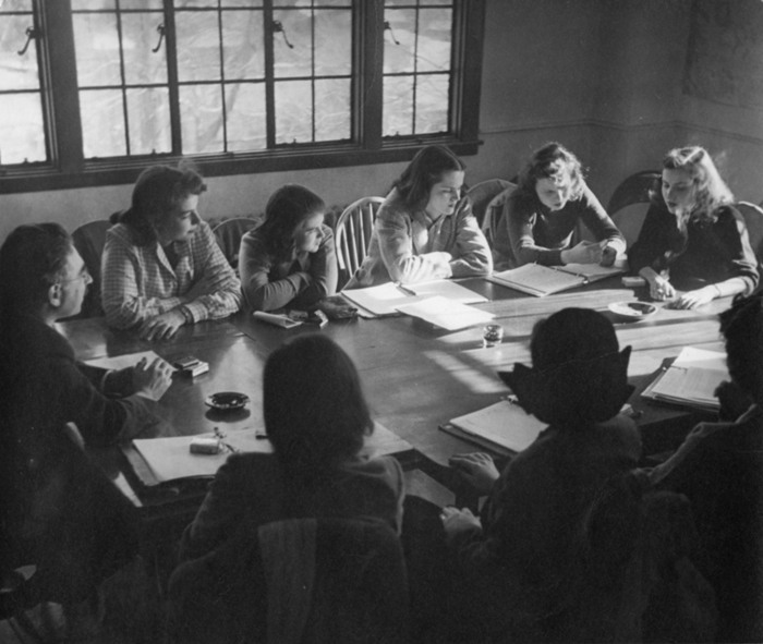 Students in a typical Sarah Lawrence seminar class taught by Professor Bert Loewenberg in the 1940s. Photo courtesy of the Sarah Lawrence Archives