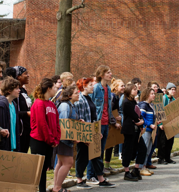 Sunrise members organize walk-out for climate change 