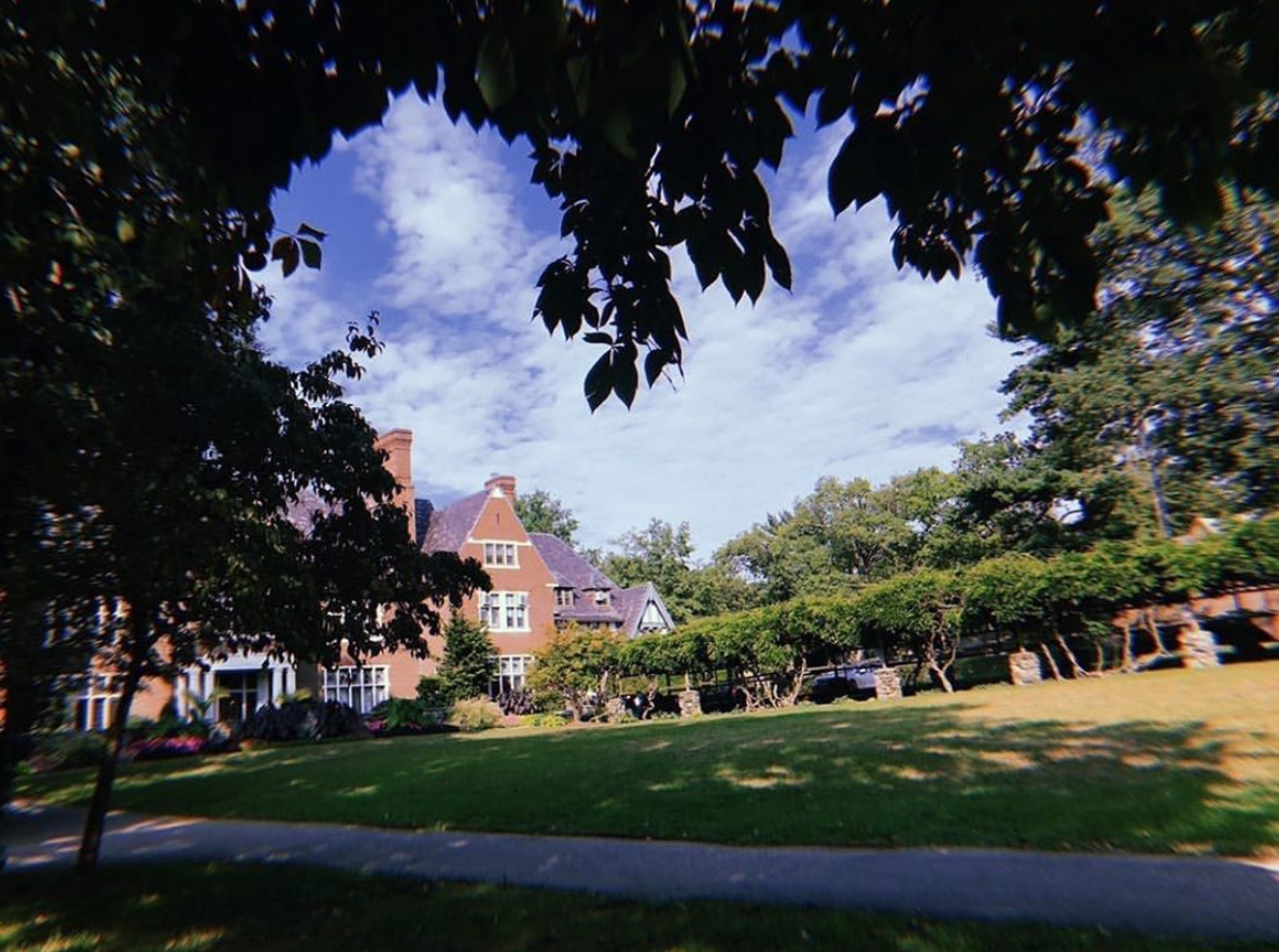 Sarah Lawrence Switches to Pass/ Fail