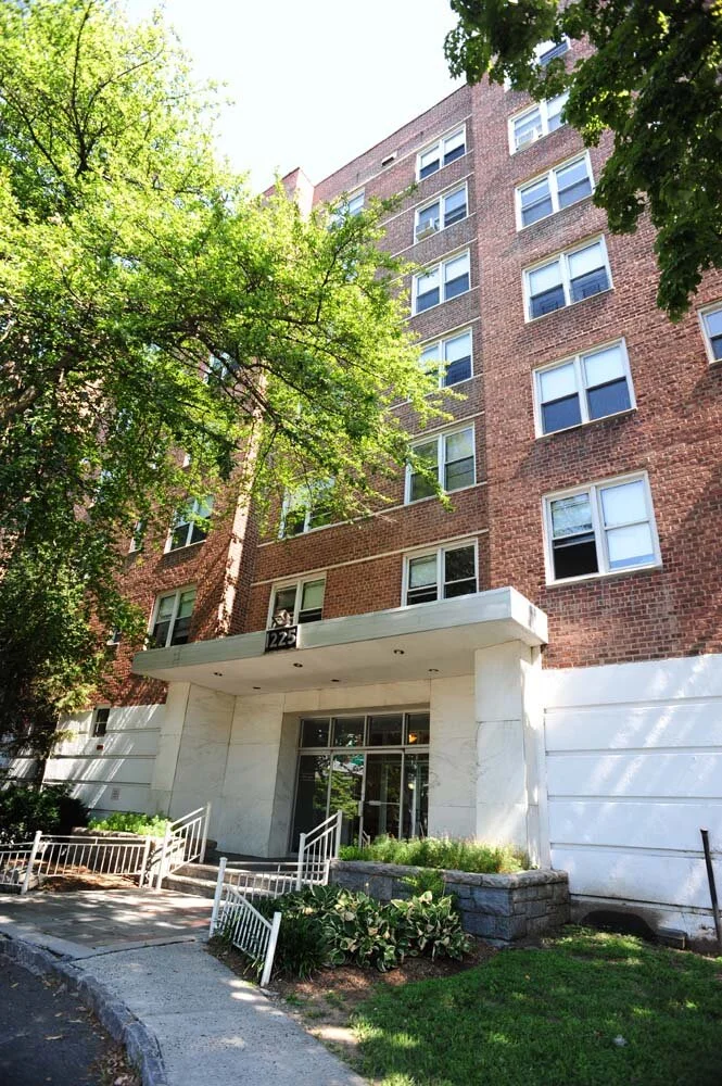 Man Arrested at Hill House, Stirs Questions of Policing and Safety on Campus