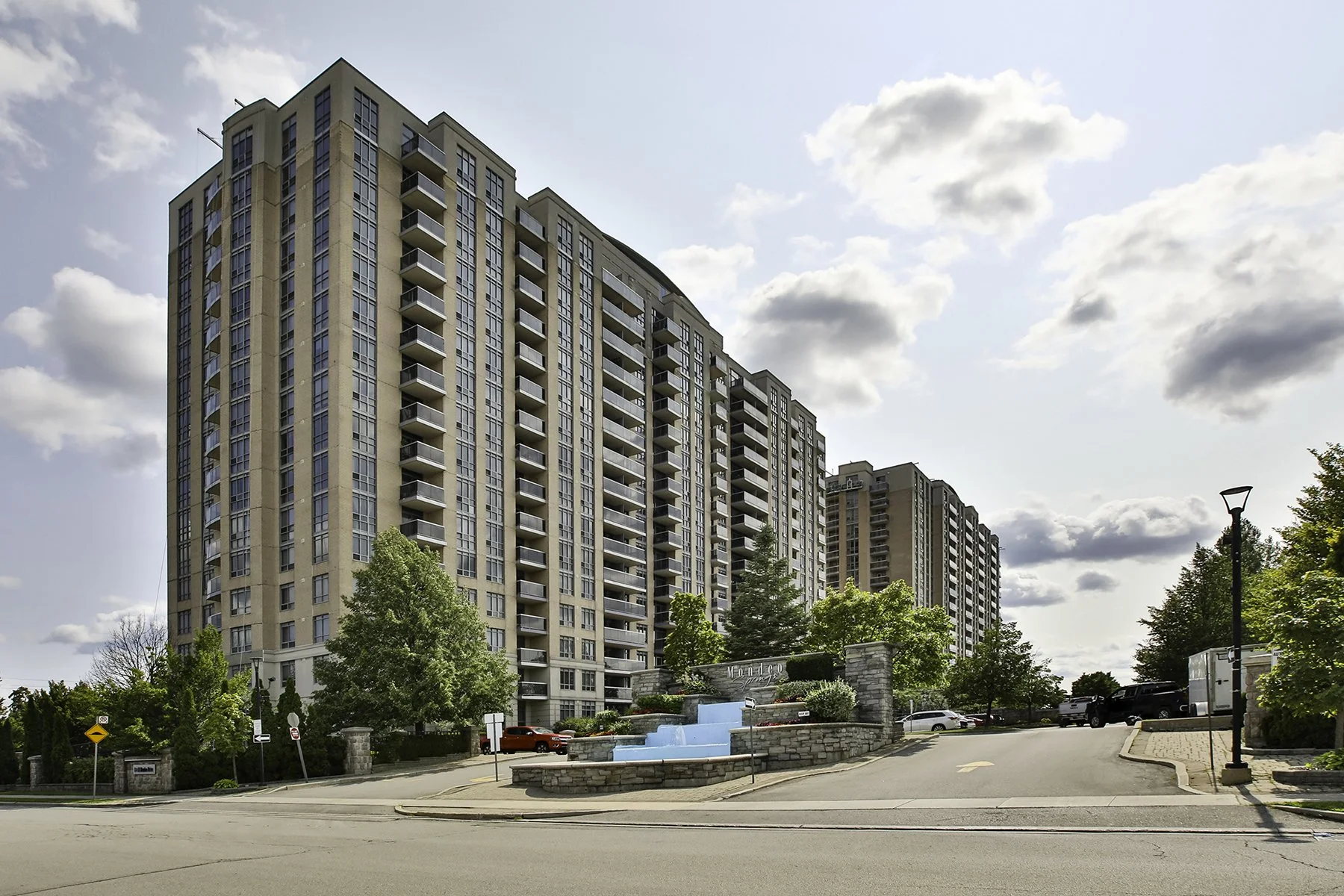 2I1A9056.jpg