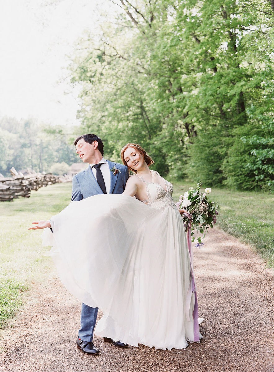 natalie_watson_blackberryfarm_wedding_larkine017.jpg